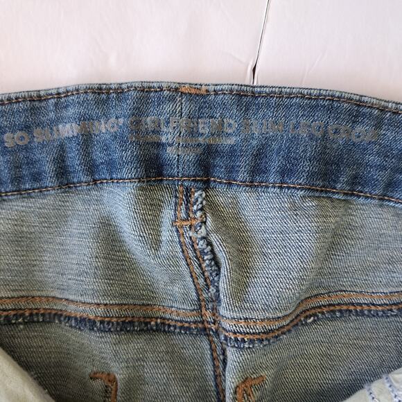 CHICOS SO Slimming Girlfriend Crop Embroidered Pompom Jeans Size .5 / 6 - Picture 5 of 7